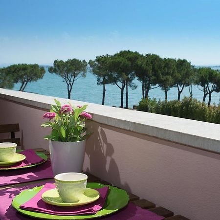 Garda Blue Lake Home Luxury Appartment Ντεζεντσάνο ντελ Γκάρντα Εξωτερικό φωτογραφία