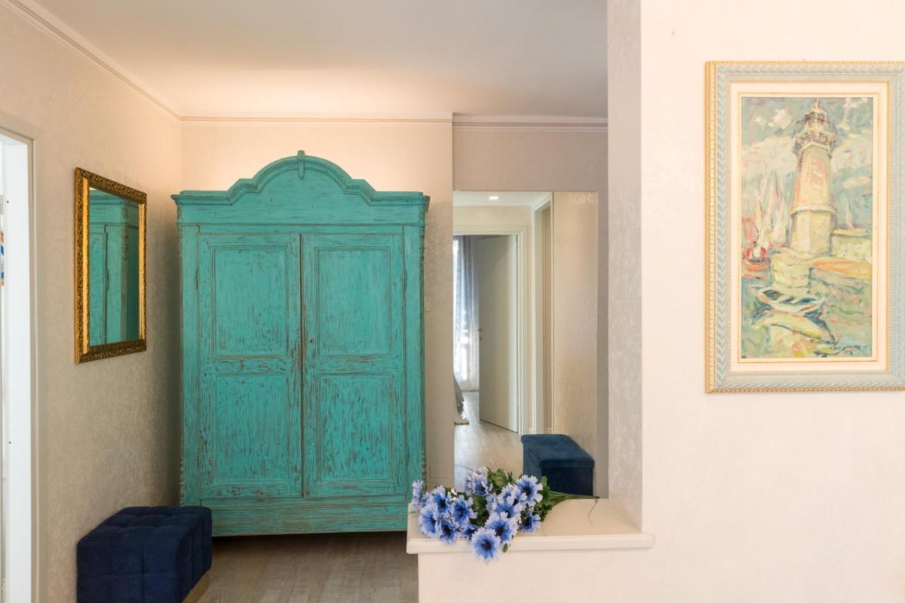 Garda Blue Lake Home Luxury Appartment Ντεζεντσάνο ντελ Γκάρντα Εξωτερικό φωτογραφία